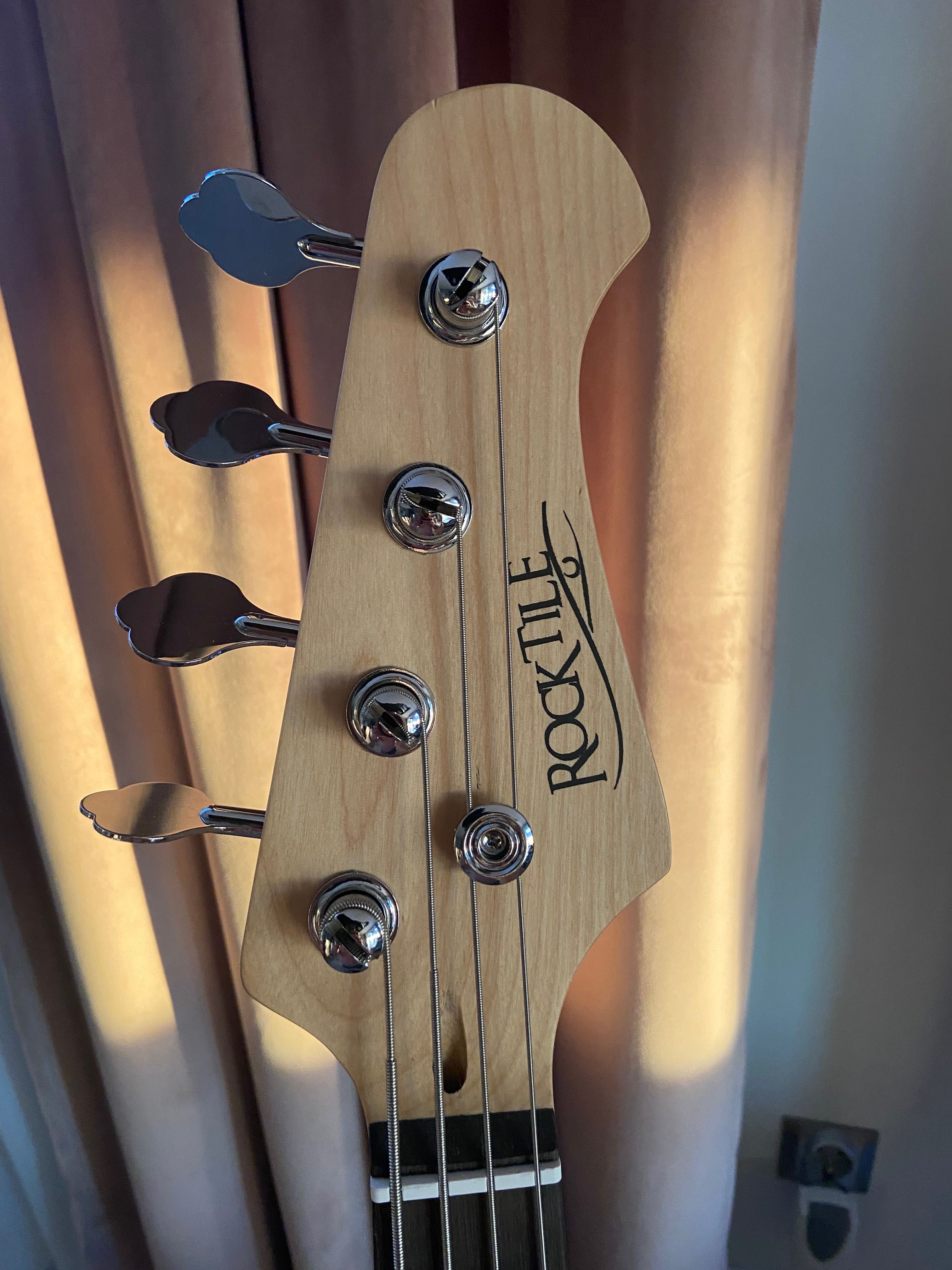 Rocktile Groover's Pack PB Gitara basowa elektryczna Sunburst
