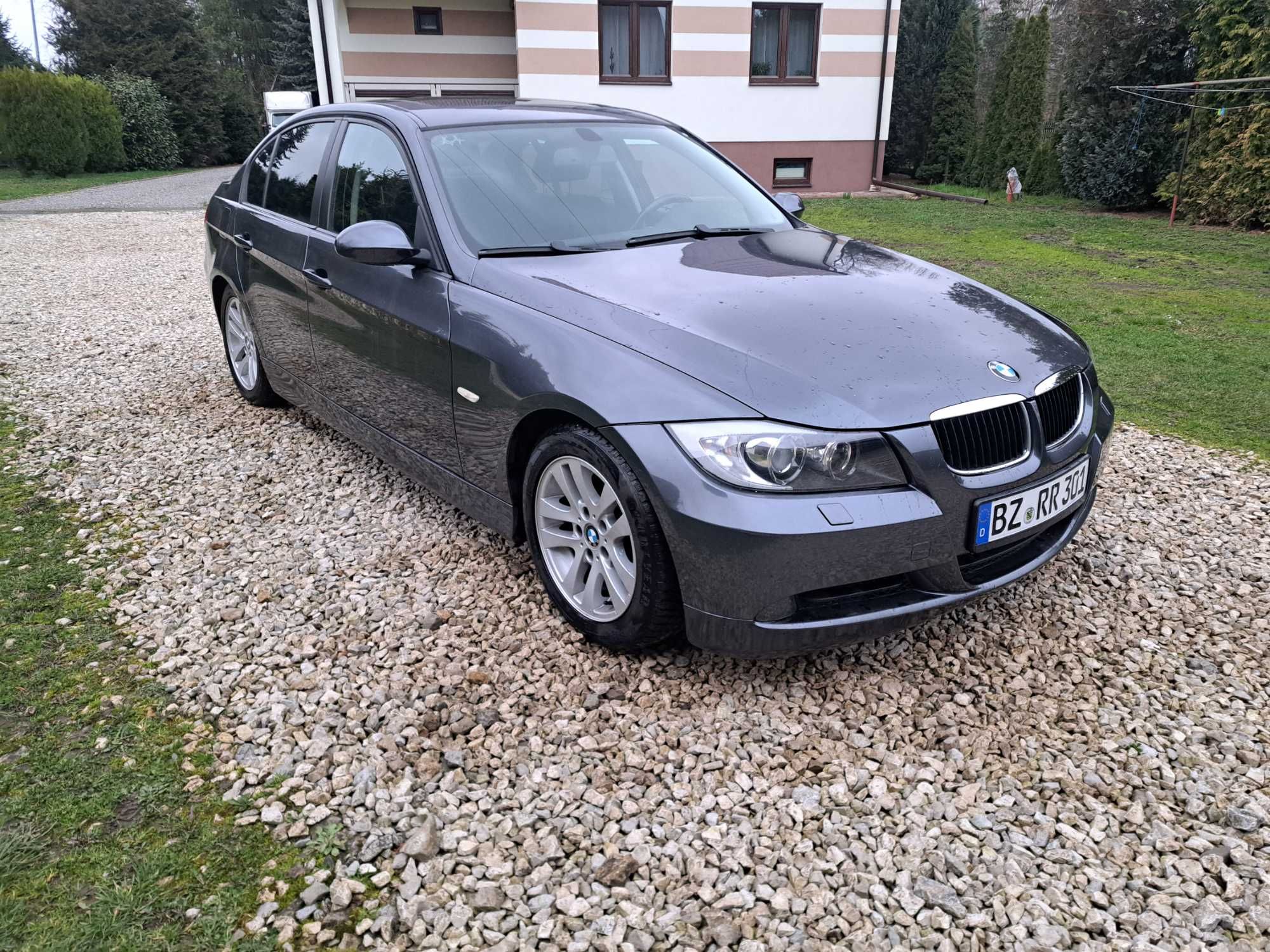 BMW E90 320i 2.0 benzyna