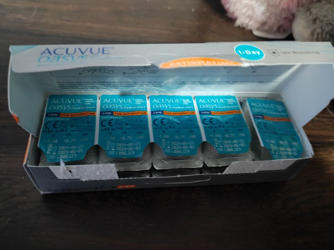 Soczewki kontaktowe acuve oasys astigmatism 30 sztuk jednorazowe