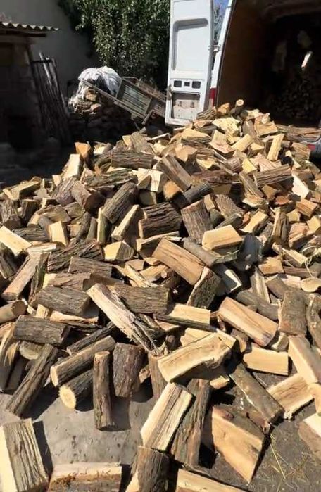 Продам Дрова Дуб ясень Берест Акация Фруктовые Тополь ДОСТАВКА