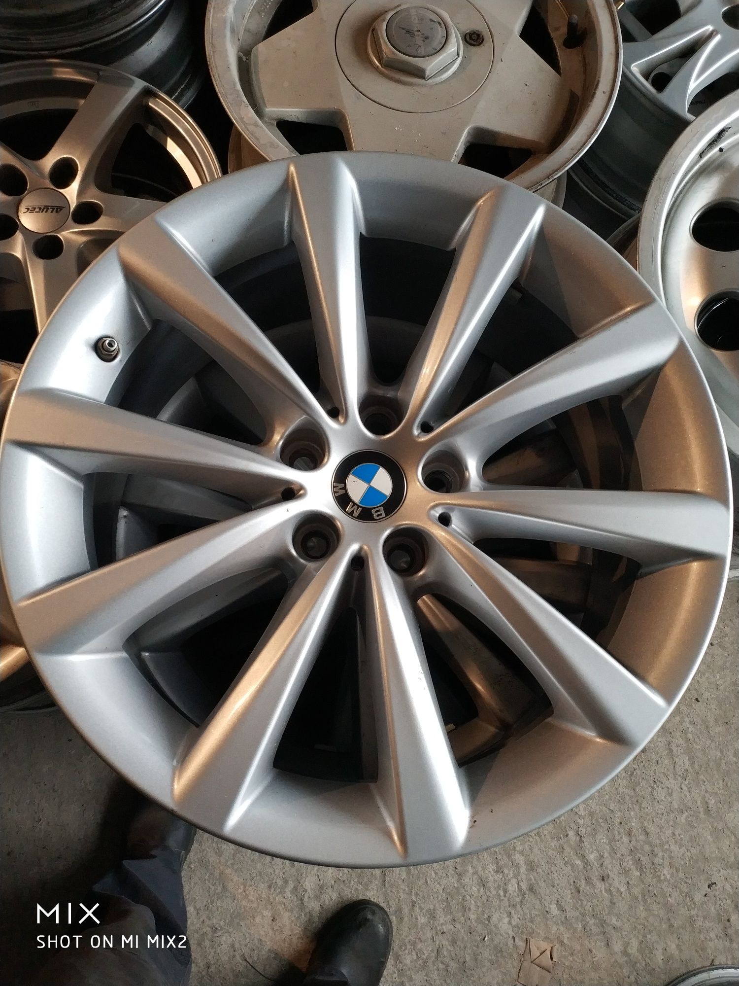 Felgi BMW 18 BMW 3,5,7, GT X3, X5 X4 5x112 et30 8J r18