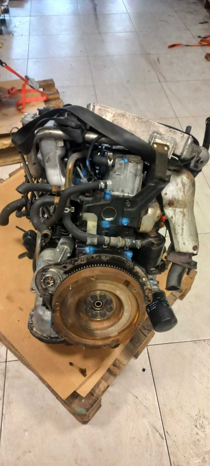 motor Isuzu 3.1td 4JG2