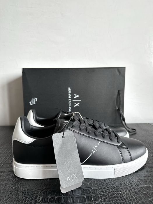 Шкіряні кросівки Armani Exchange. Розмір-43,44,45,46,47,48