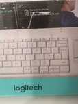 Klawiatura  logitech K 400 Pluss