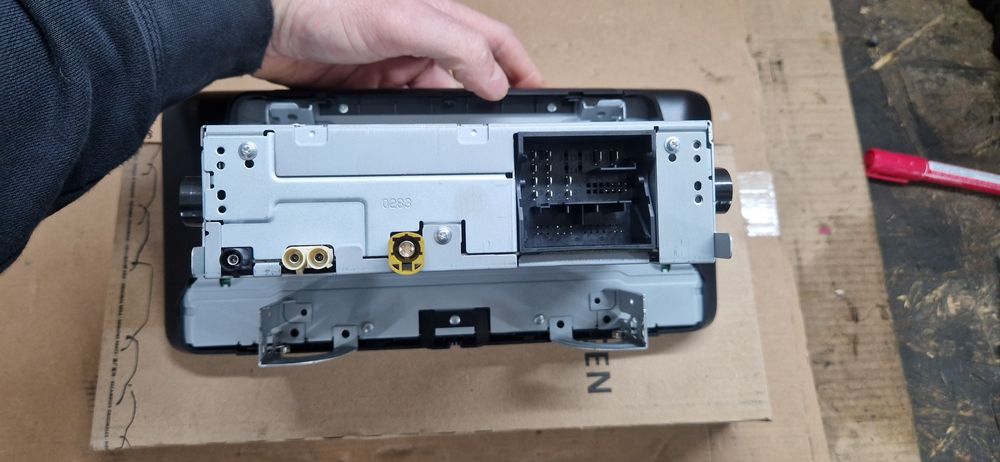 Wyświetlacz monitor radio skoda scala fabia kamiq 654.035.869k