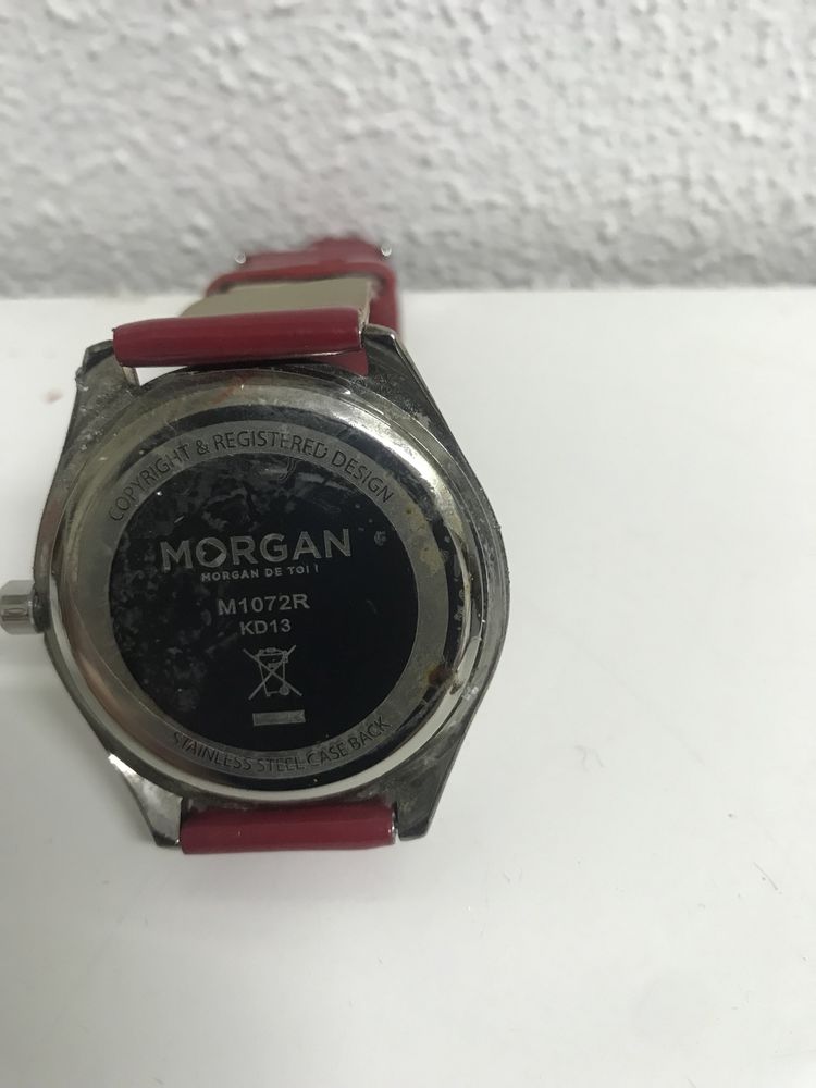 Relógios de Senhora Morgan.