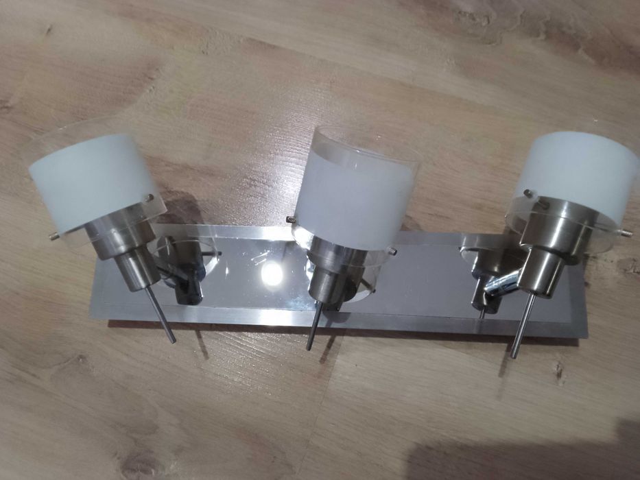 Lampa, kinkiet do łazienki 3 punkty świetlne, stal w kolorze srebrnym