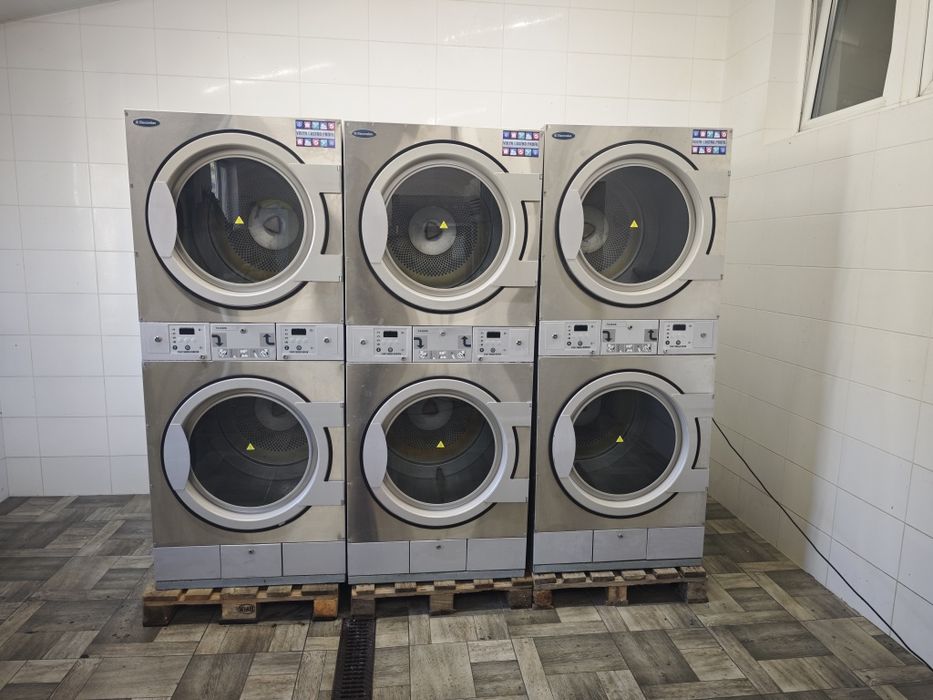 Сушильна машина професійна подвійна 16 кг Electrolux T4300