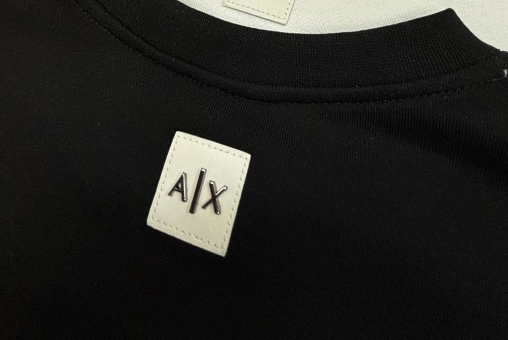 ARMANI свитшот оригинал брендовый батник кофта черный