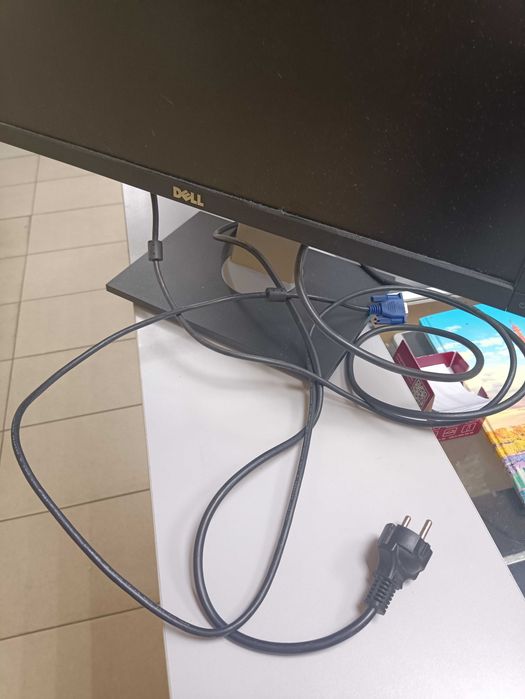 Монитор DELL P2311HB, 23 дюйма. В отличном состоянии