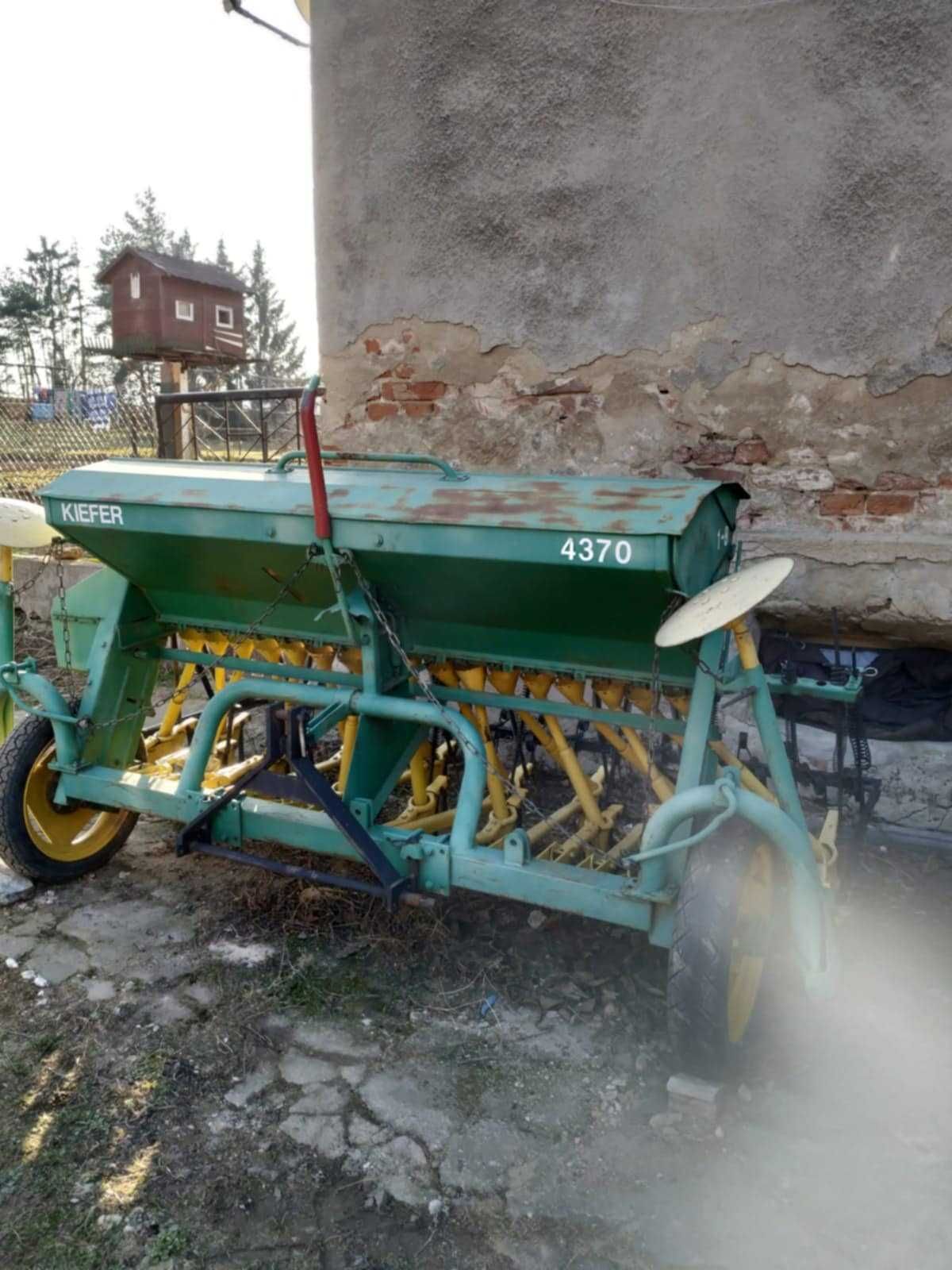 Siewnik zbożowy amazone d5