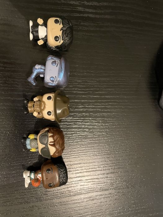 Figurki kinder joy stranger things