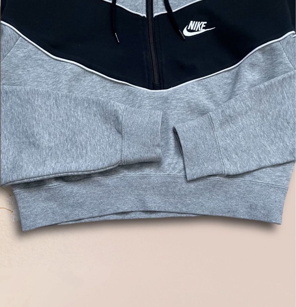 Вкорочений реглан, толстовка, кофта Nike M