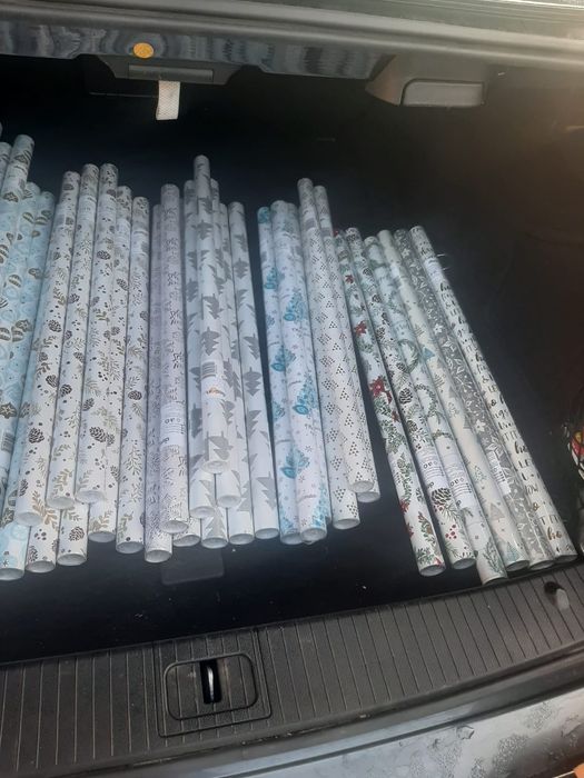 Świateczny papier ozdobny