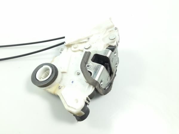 Fechadura / fecho porta frente esquerdo TOYOTA Yaris (_P9_)