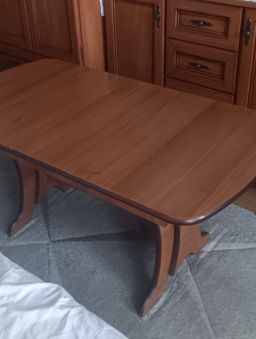 Rozkładana ława w bardzo dobrym stanie