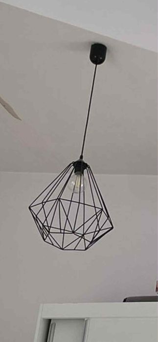 lampa wiszaca czarna