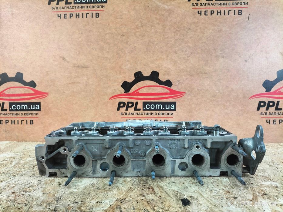 Ford Transit Connect Mk2 12-22 1.6 HDI Головка блока цилиндров ГБЦ