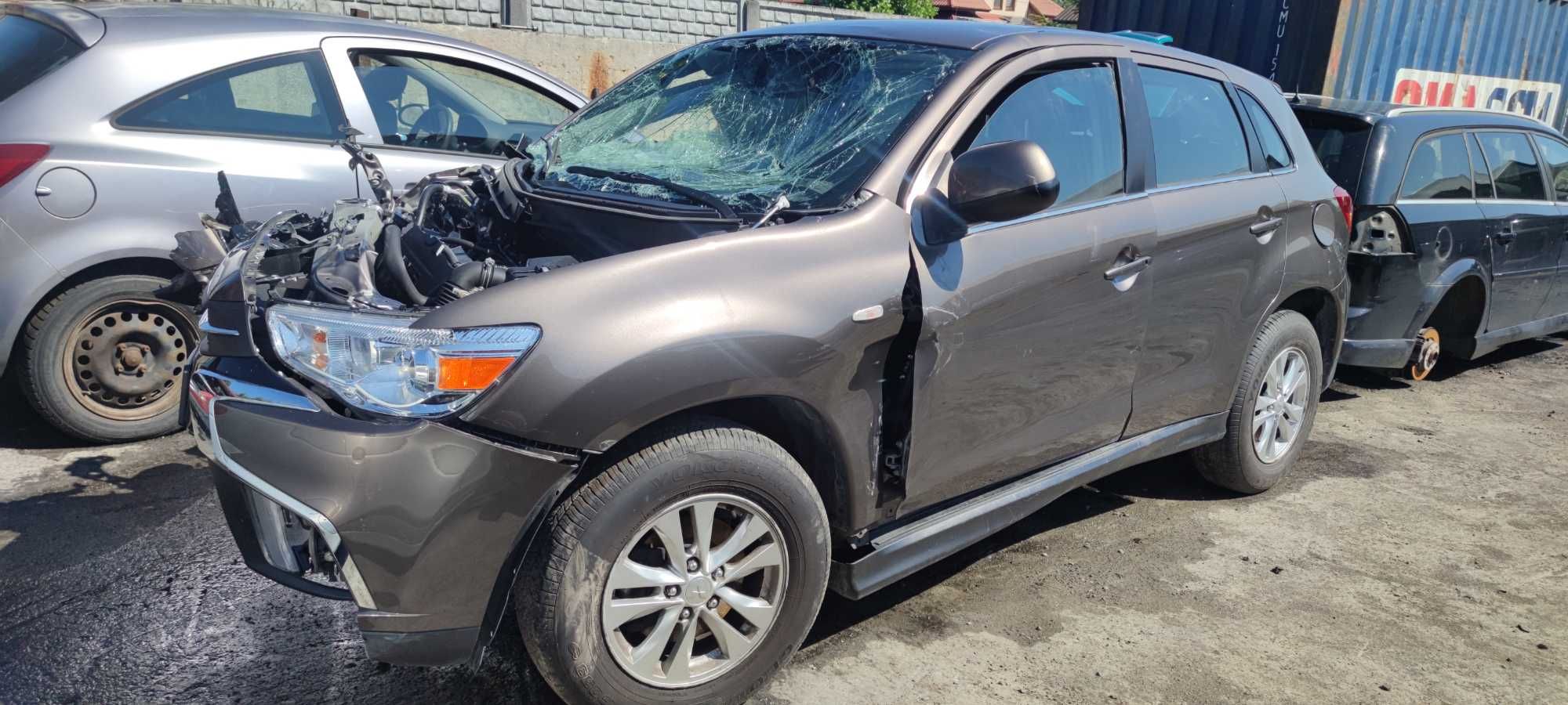 Mitsubishi ASX 2018r 1.6 16V 4A92 Wszystkie Części HAK Klapa Drzwi