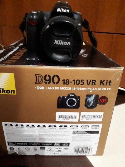 фотокамера NIKON D-90