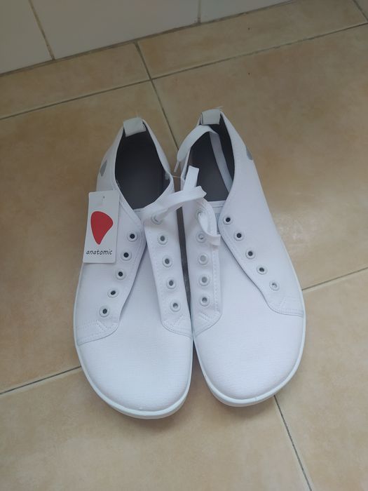 Sapatilhas brancas barefoot
