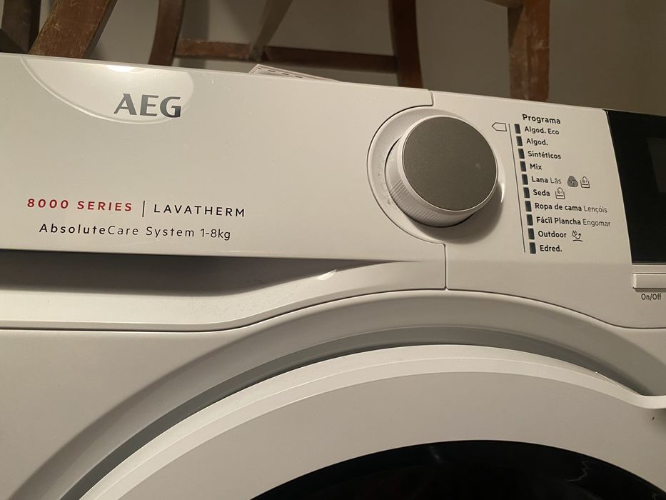 Máquina secar roupa 8kg AEG lavatherm