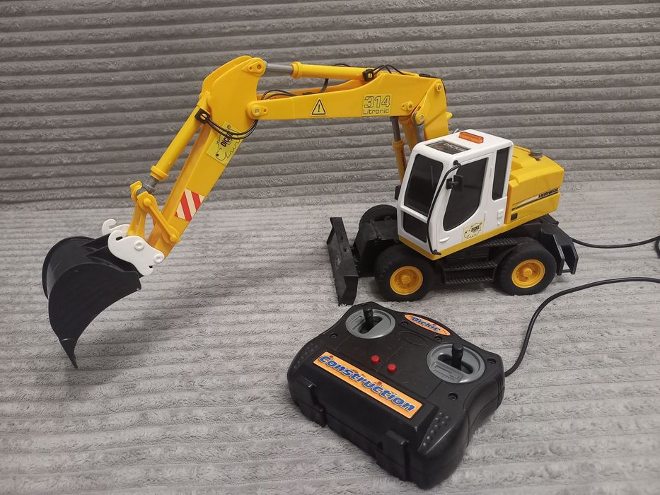 Трактор екскаватор на пульті керування від Dickie Toys