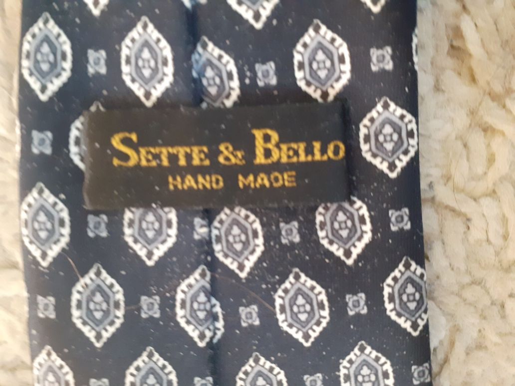Krawat firmy SETTE & BELLO