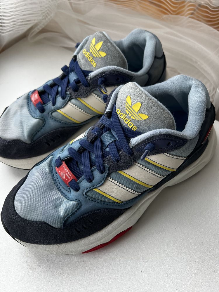 Кросівки Adidas originals Retropy F90