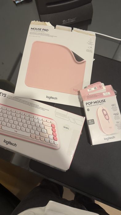 Conjunto Teclado, Rato e Tapete Logitech