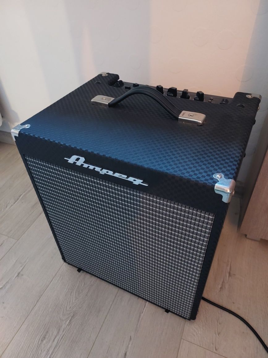 Ampeg RB -110 Rocket Bass, wzmacniacz do gitary basowej