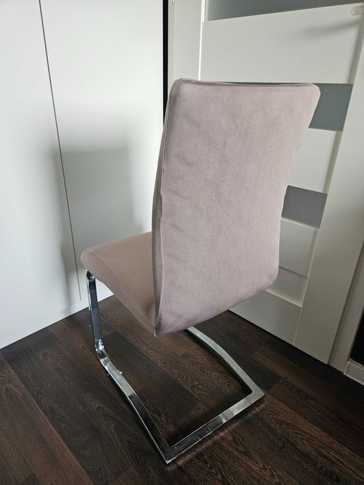 Pokrowce na krzesła elastyczne 4 sztuki beżowe cappuccino komplet