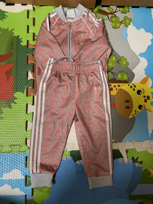 Спортивный костюм 18-24 месяцев
