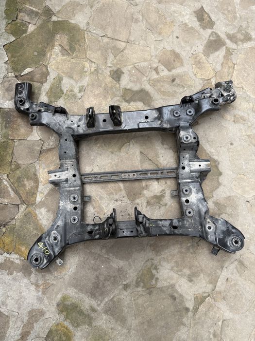 Підрамник Ioniq 5