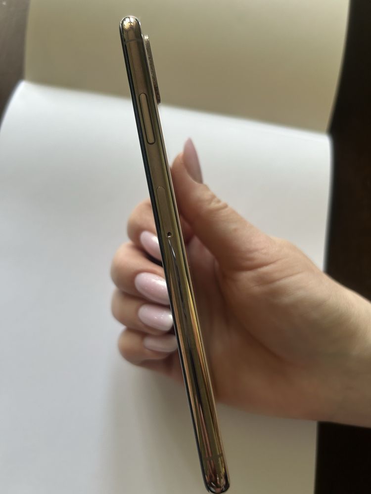 Iphone XS MAX Gold