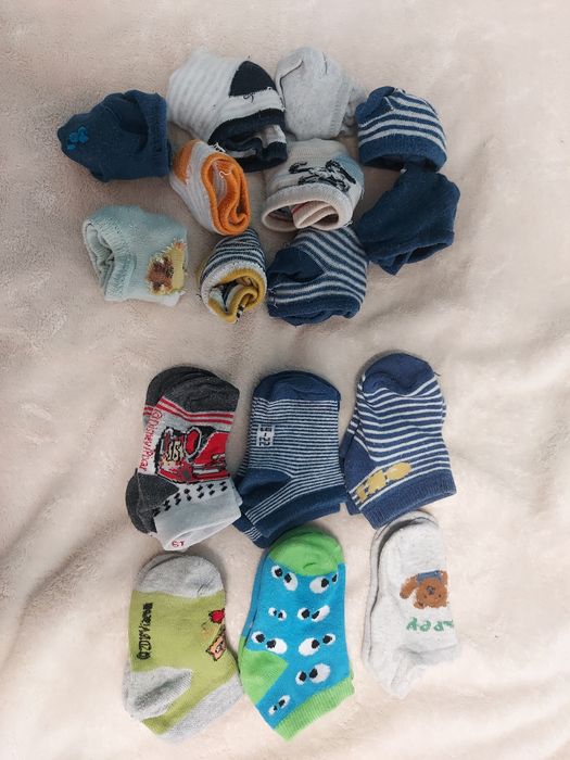 Skarpetki 16 par stópek rozmiar 19-22