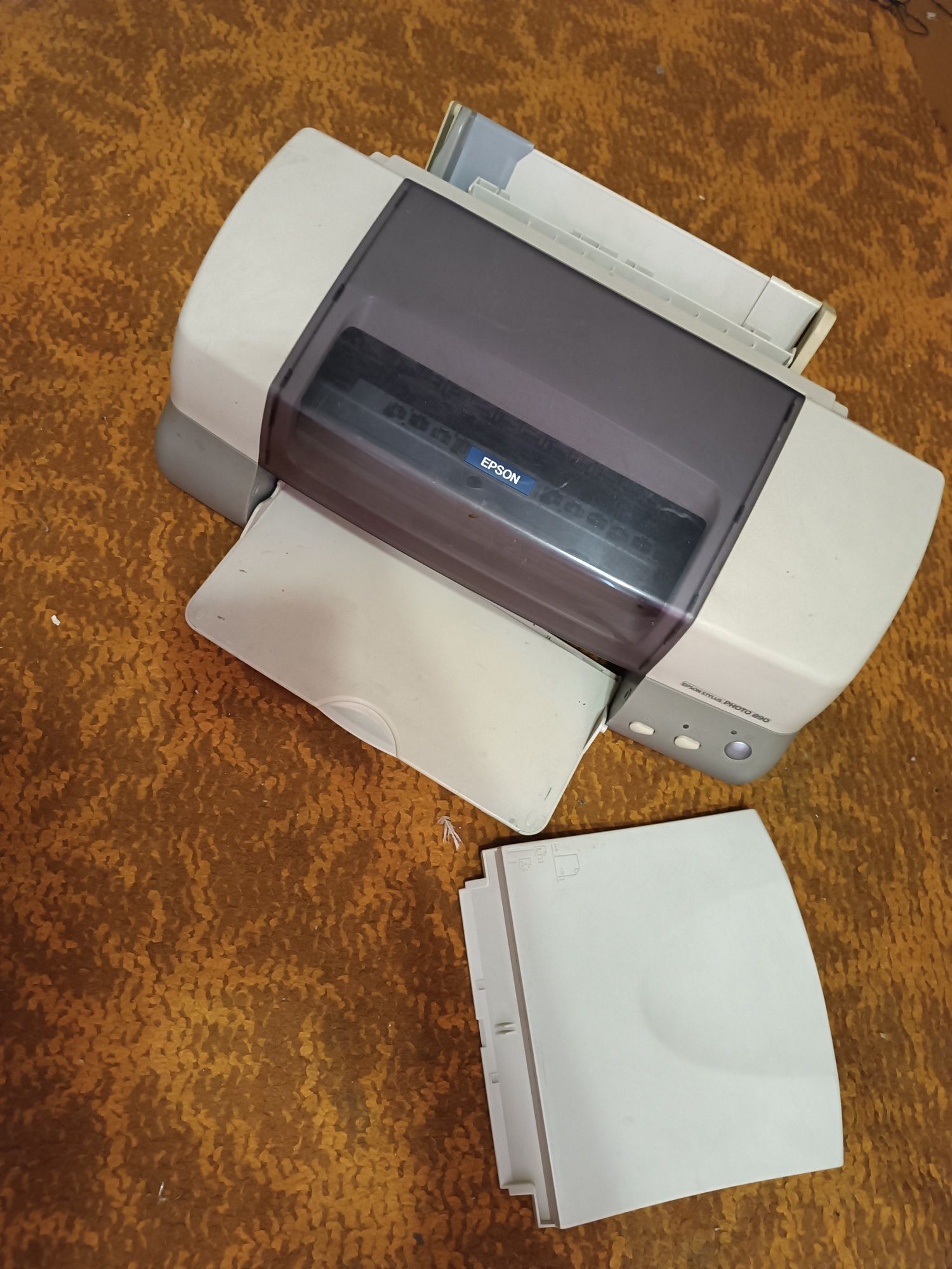 Продам на запчасти принтер Epson