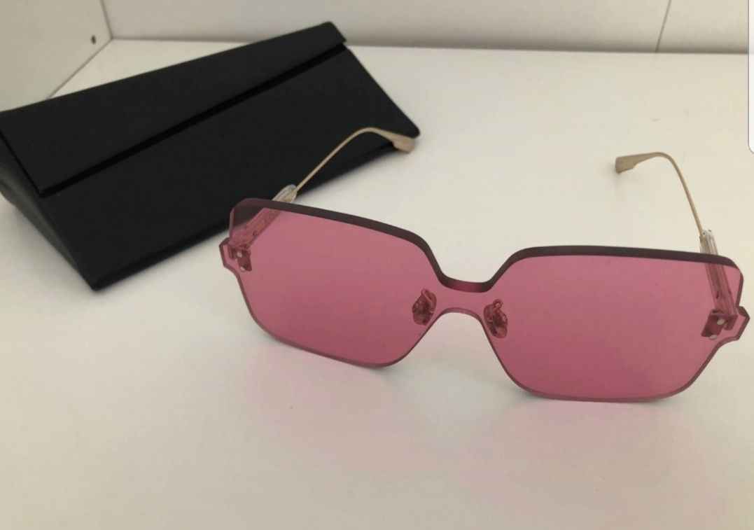 Różowe okulary dior