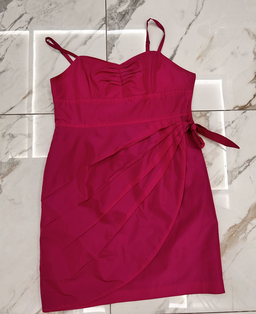 Różowa sukienka wieczorowa Simple 42 L na ramiączkach wesele bal