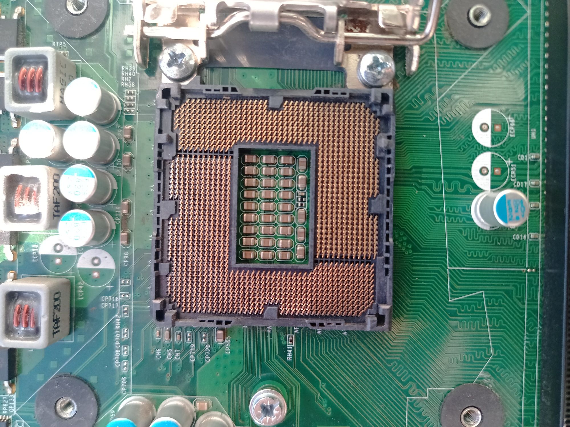 Материнська плата s1155 + 4gb DDR3