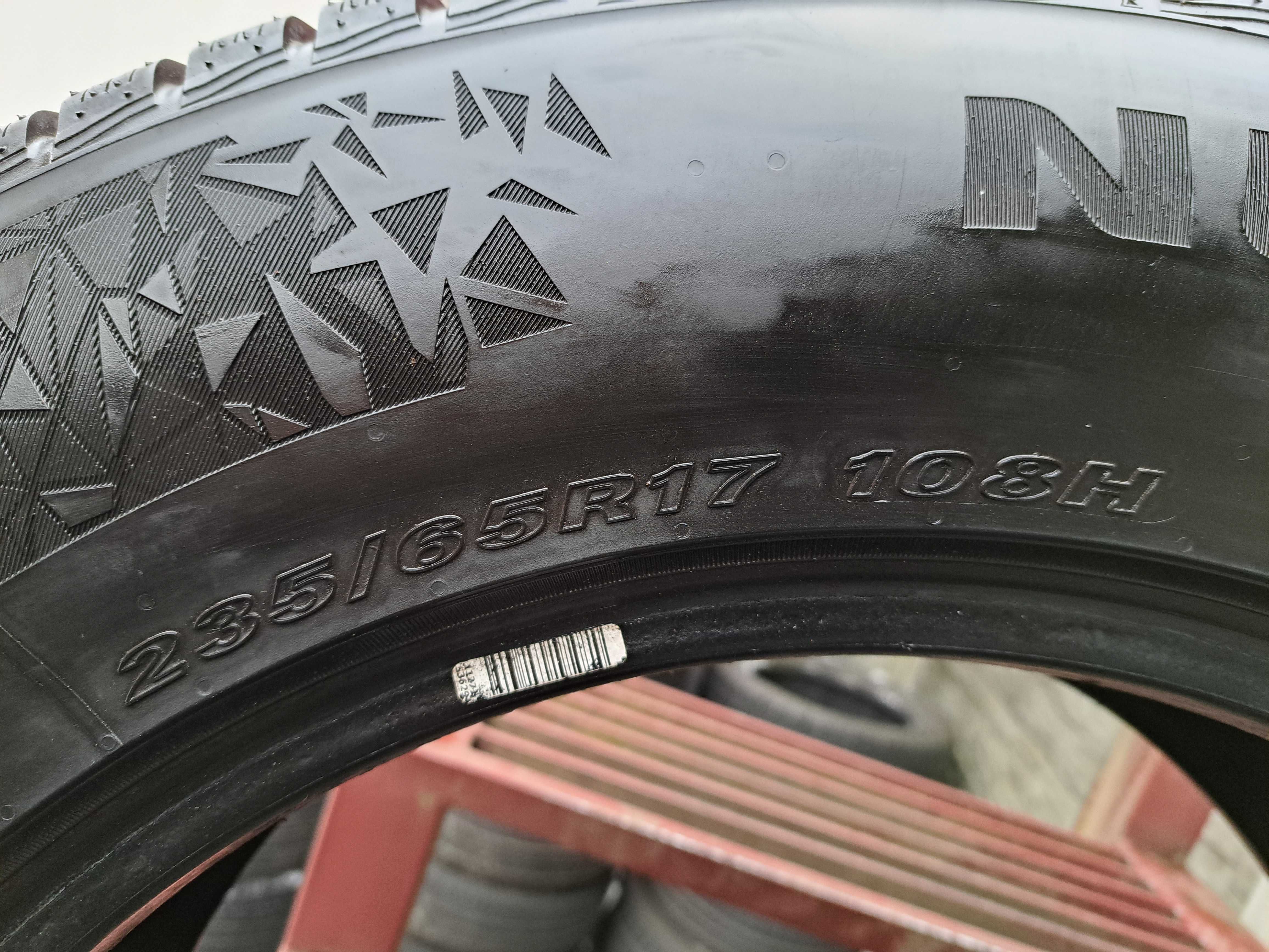 Opona NOWA zimowa 235/65 R17 Nexen Winguard Sport 2 Montaż gratis !