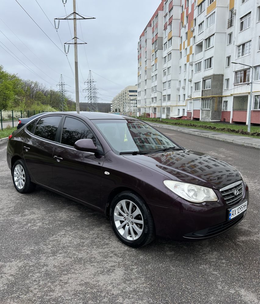 Hyundai elantra автомат