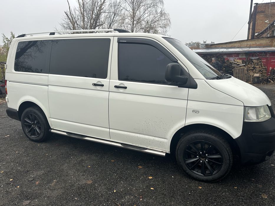 Продам т 5  пассажир в хорошем состоянии