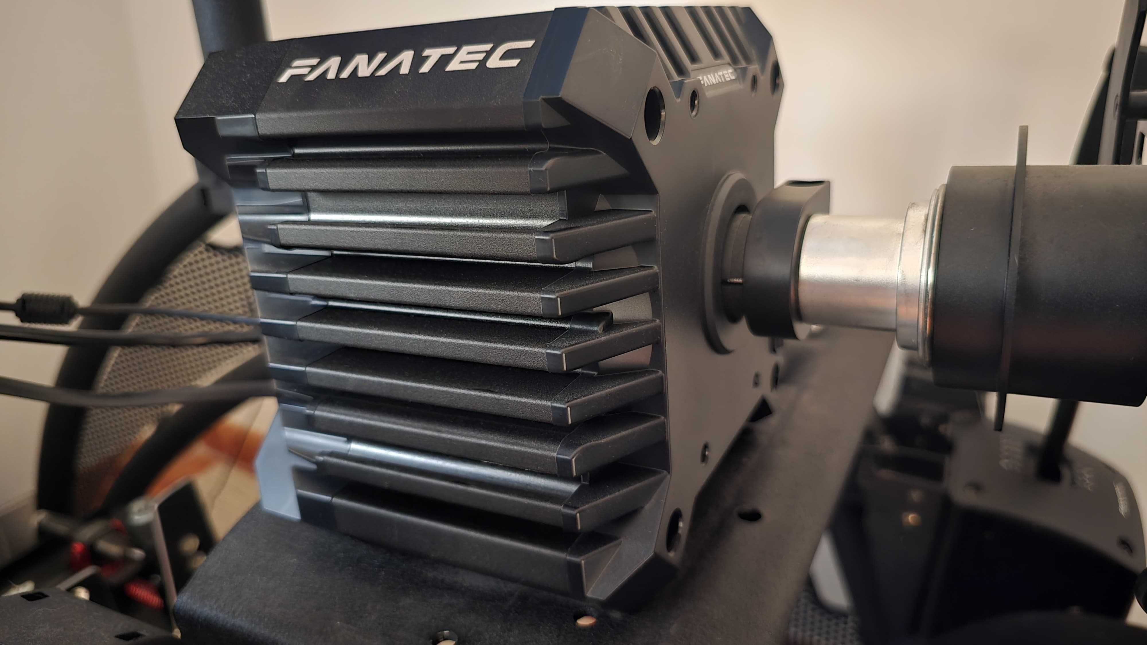 Fanatec Simulador Volante PC Xbox Vendo em separado, veja a descrição