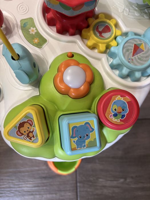 Ігровий розвиваючий центр Clementoni