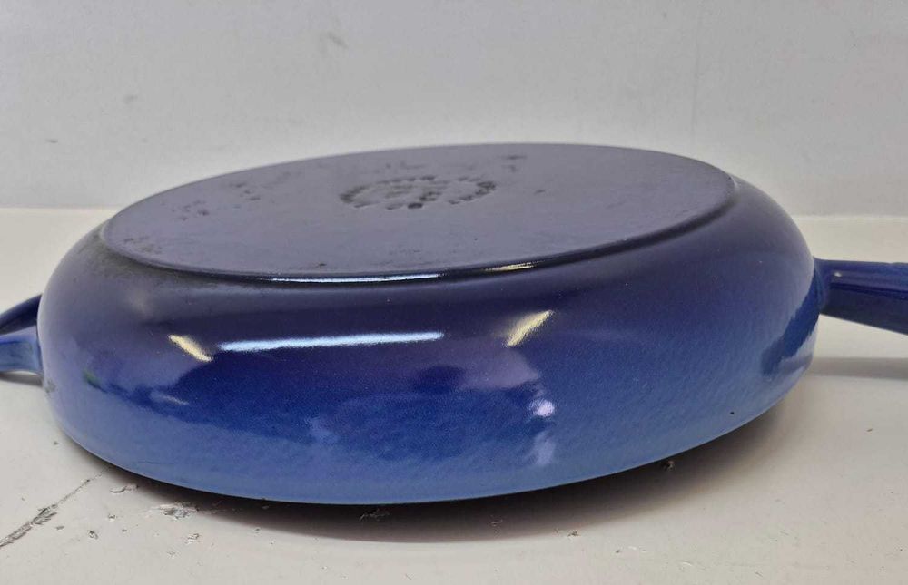 Patelnia żeliwna z drewnianym uchwytem Le Creuset