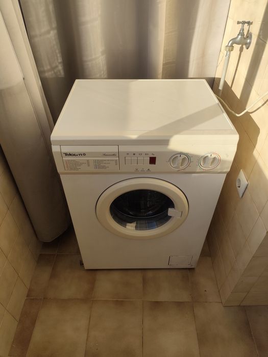 Máquina de lavar roupa