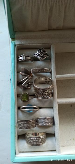 Продам вироби із срібла