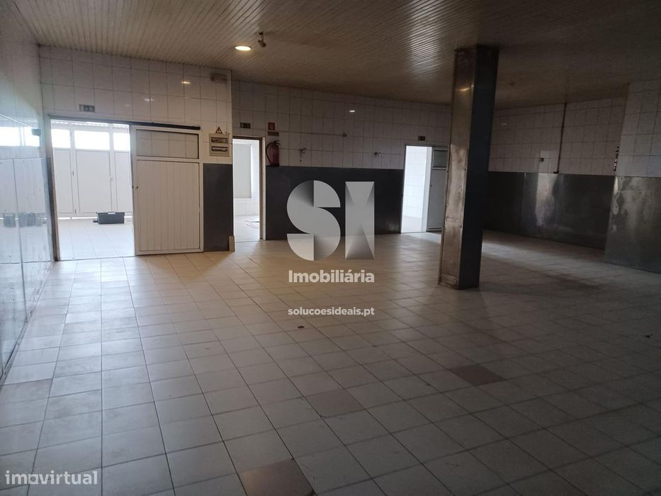 Loja em S.Miguel de Poiares