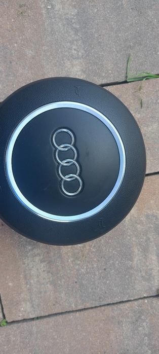 Poduszka powietrzna kierowcy audi A8 D3  4e0.880201BH